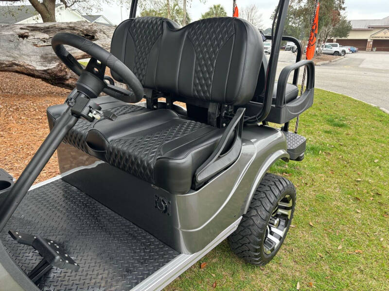 2024 Royal NVS 72V PL4