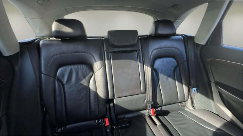 2017 Audi Q5 2.0T quattro Premium Plus