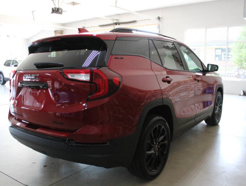 2024 GMC Terrain SLE