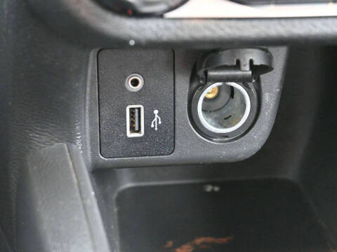 2021 Nissan Versa SR