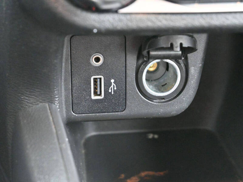 2021 Nissan Versa SR