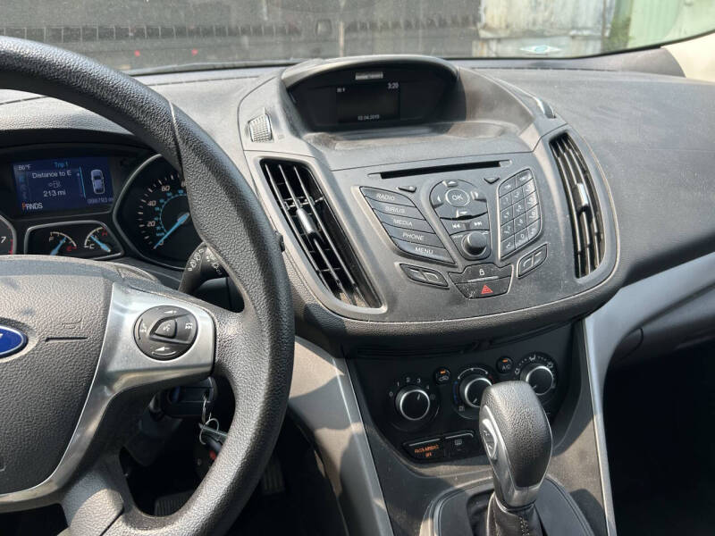 2015 Ford Escape SE