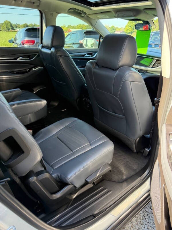 2020 Buick Enclave Essence