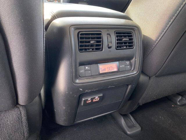 2020 Nissan Pathfinder S