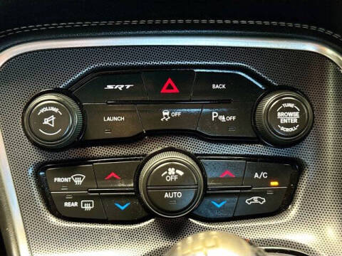 2015 Dodge Challenger SRT 392