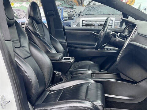 2017 Tesla Model X 75D