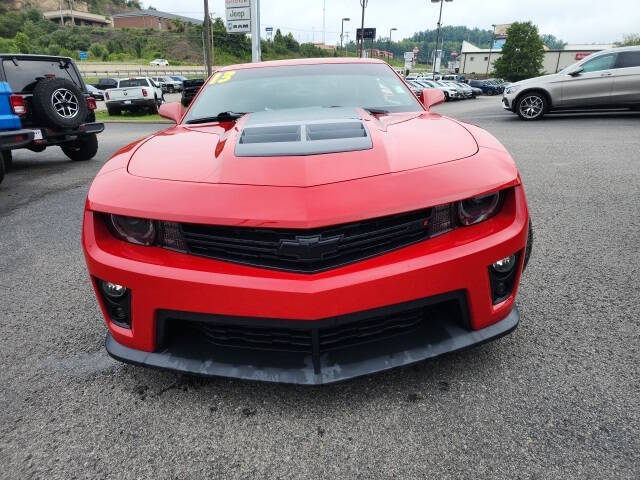 Used 2013 Chevrolet Camaro ZL1 with VIN 2G1FZ1EP7D9802030 for sale in Hazard, KY