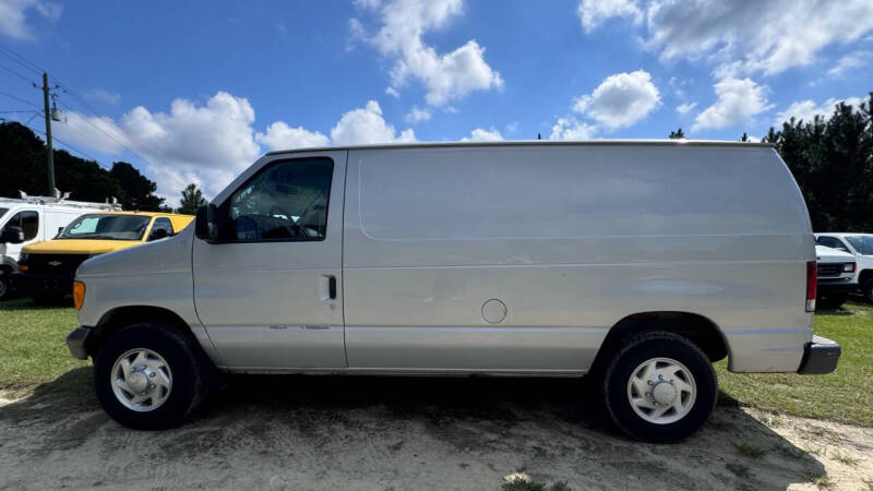 2007 Ford Econoline Van Commercial photo 2