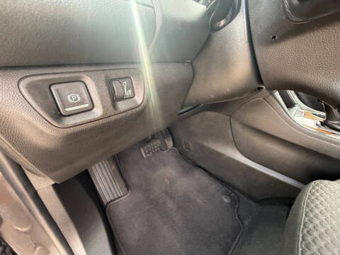 2017 GMC Acadia SLE-2
