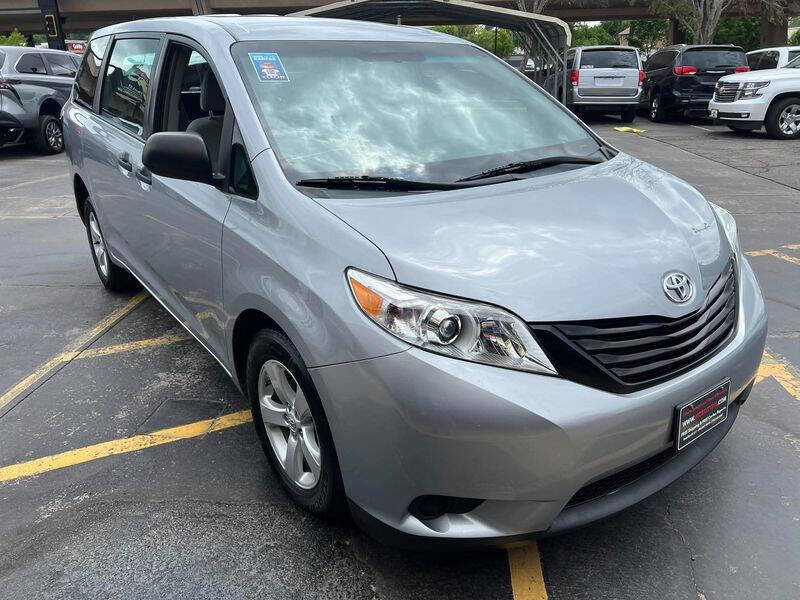 2015 Toyota Sienna L 7-Passenger