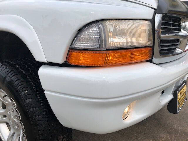 2004 Dodge Dakota for sale at Extreme Auto Plaza in Des Moines, IA