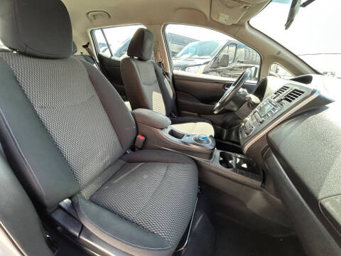 2015 Nissan LEAF