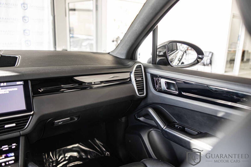 2019 Porsche Cayenne S