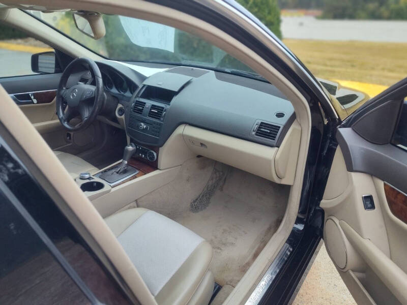 2011 Mercedes-Benz C-Class C 300 Luxury