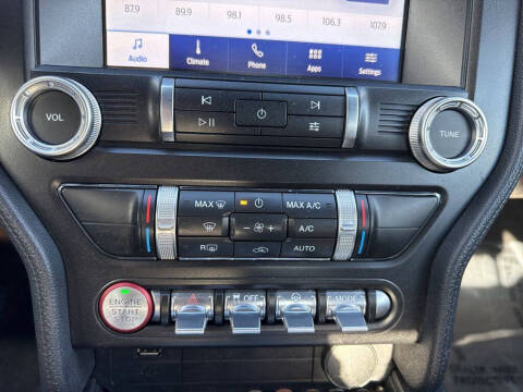 2022 Ford Mustang EcoBoost