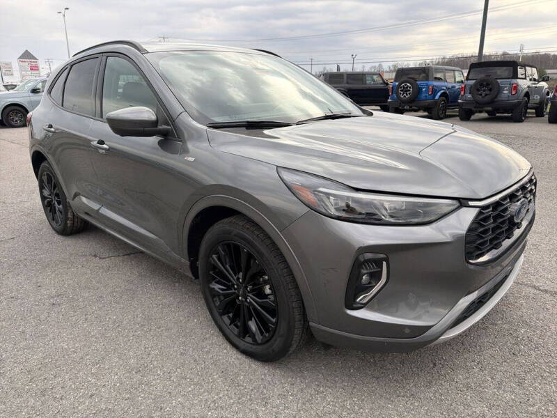 2023 Ford Escape ST-Line Elite