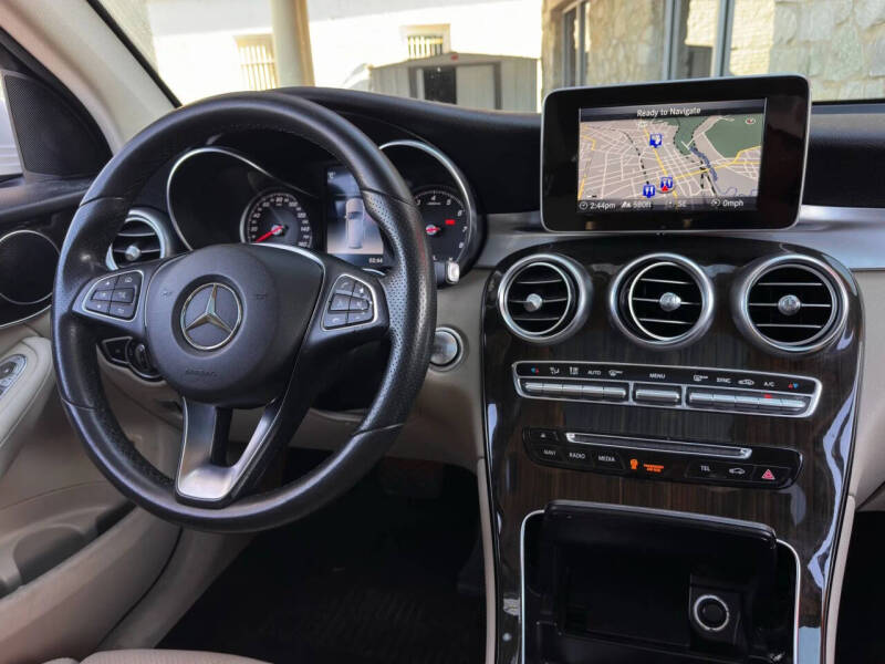 2018 Mercedes-Benz GLC GLC 300