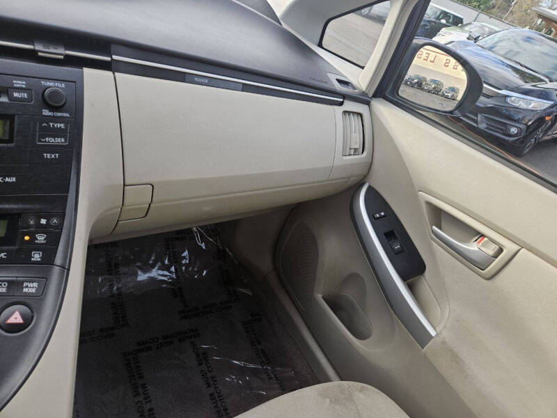 2010 Toyota Prius II