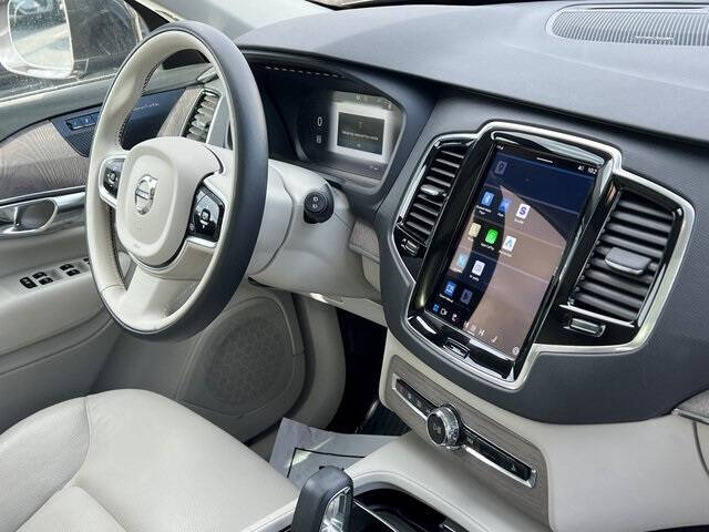 2023 Volvo XC90 B6 Plus Bright Theme 7P