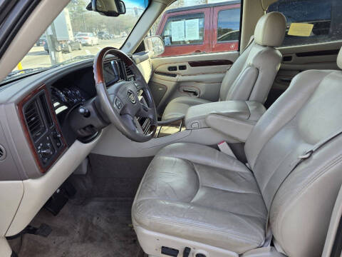 2005 Cadillac Escalade