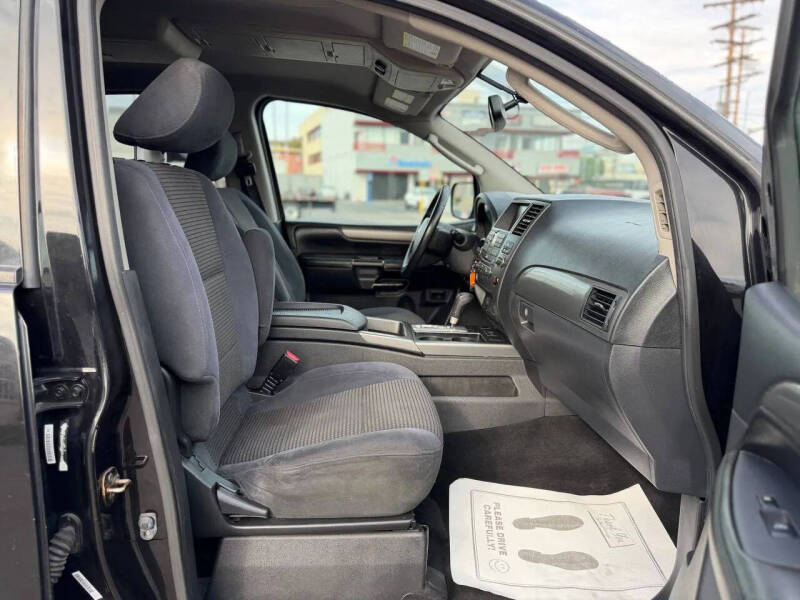 2012 Nissan Armada