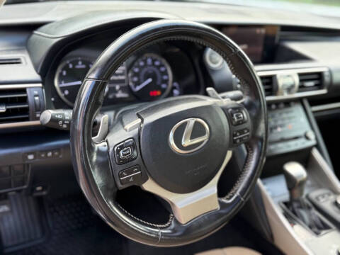 2017 Lexus IS 300