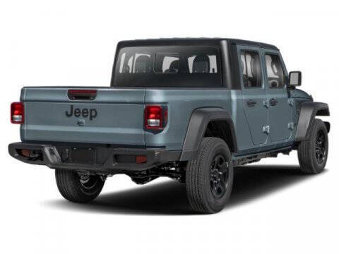 2024 Jeep Gladiator NightHawk