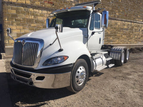 2014 IHC Prostar