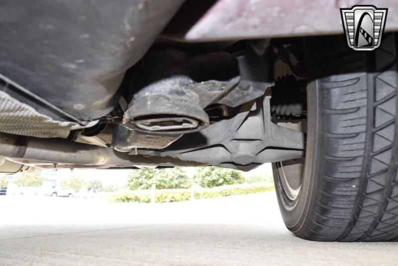 2004 Ford Thunderbird Deluxe