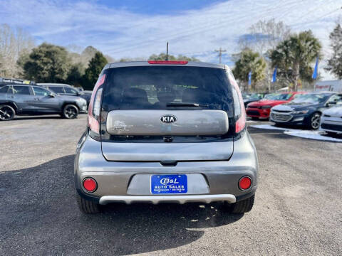 2017 Kia Soul +