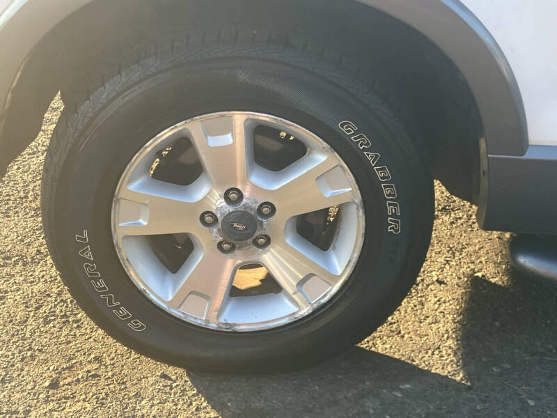 2003 Ford Explorer XLT