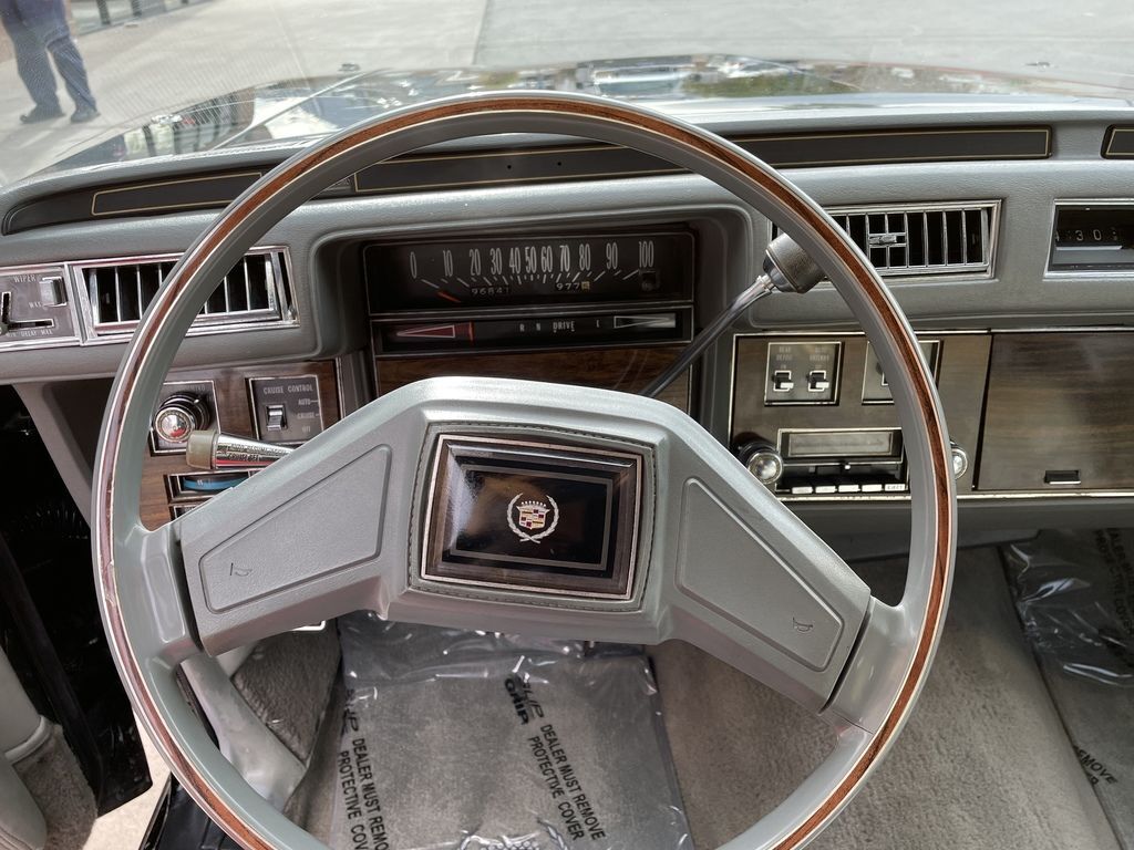 1977 Cadillac San Remo 16