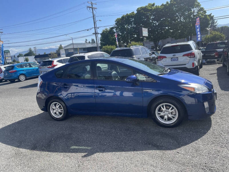 2010 Toyota Prius II