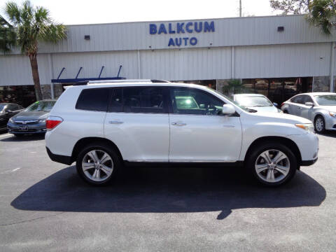 2013 Toyota Highlander for sale at BALKCUM AUTO INC in Wilmington NC