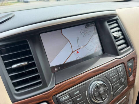 2020 Nissan Pathfinder Platinum