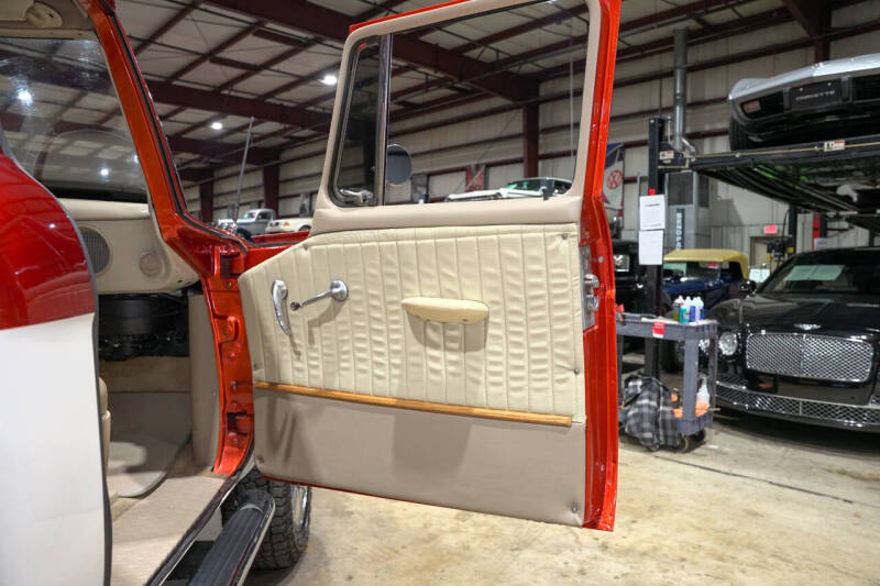 1964 Studebaker Camp