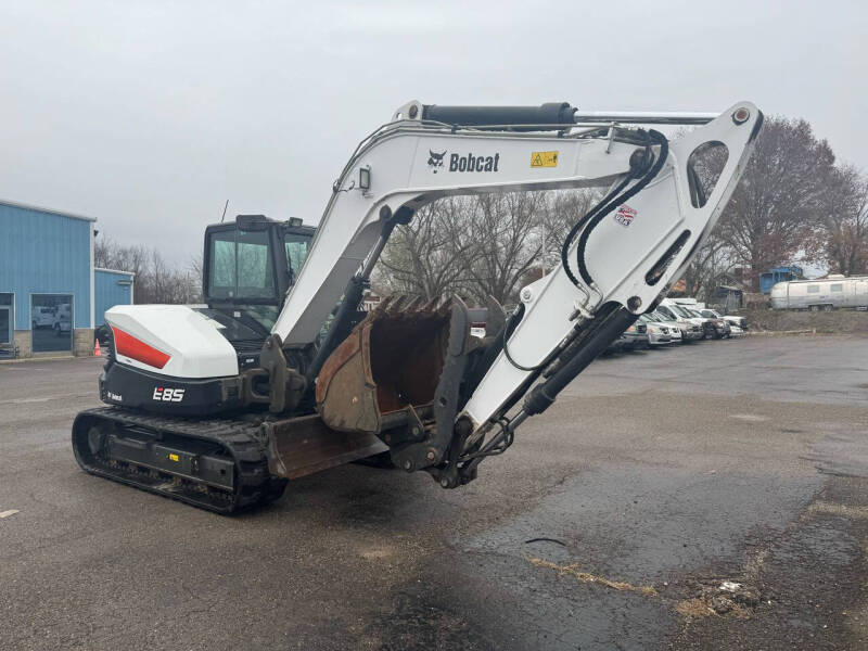 2019 Bobcat E85