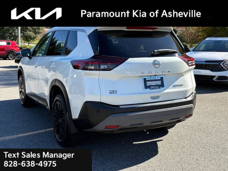 2022 Nissan Rogue SV