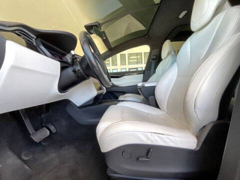 2017 Tesla Model X 75D