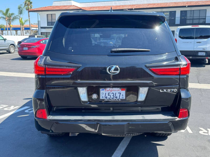 2016 Lexus LX 570