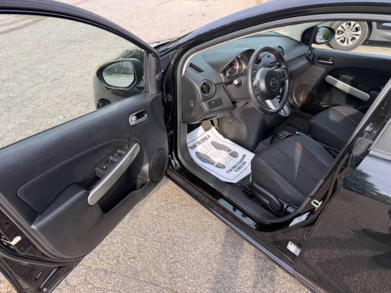 2011 Mazda MAZDA2 Touring