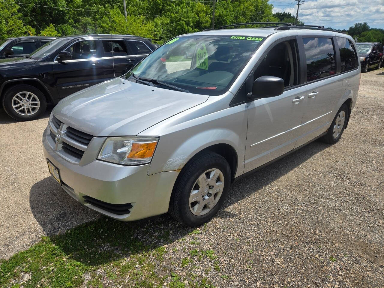 Bright Silver Metallic Clear Coat 2010 Dodge Grand Caravan SE FWD Minivan Front-Wheel Drive 4-Speed Automatic