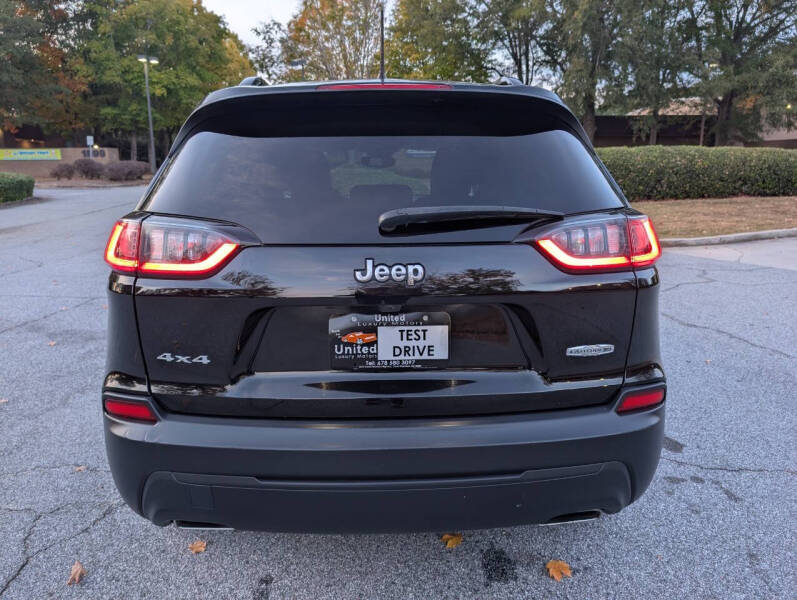 2022 Jeep Cherokee Latitude Lux