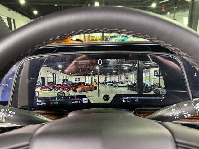 2024 Cadillac Escalade ESV Luxury