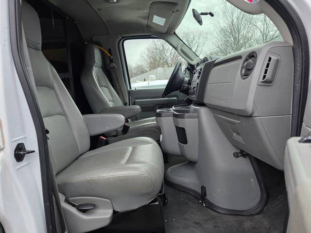 2013 Ford E-Series E-250