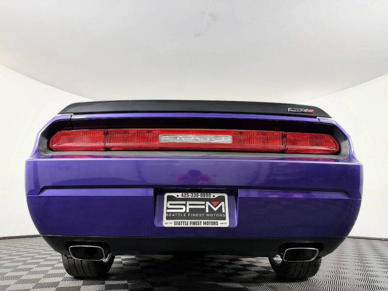 2010 Dodge Challenger SRT8