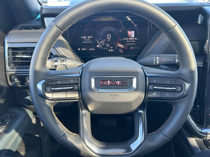 2025 GMC Yukon XL AT4