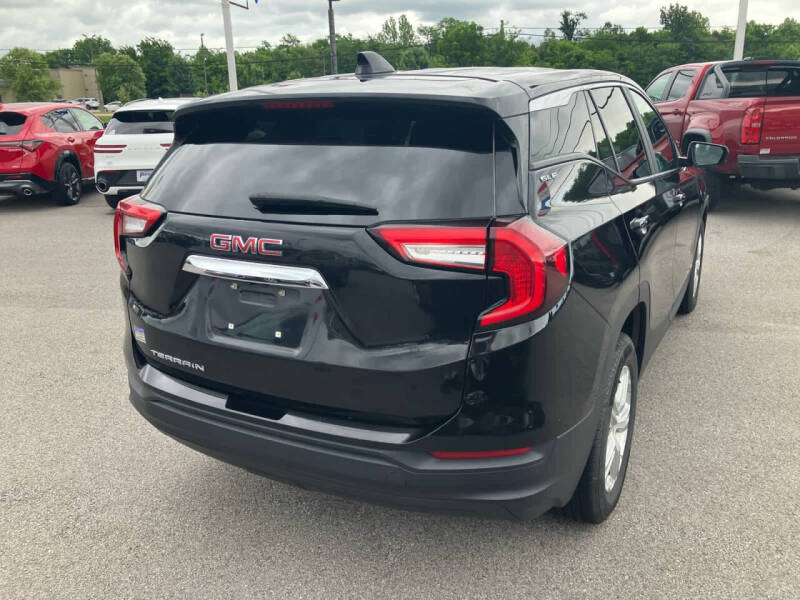 2024 GMC Terrain SLE