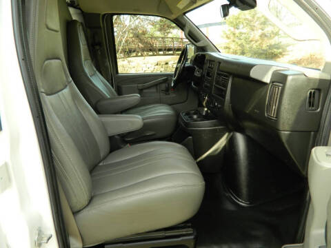 2019 Chevrolet Express 2500