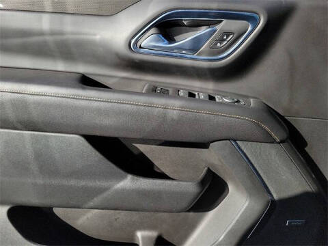 2023 GMC Yukon XL AT4